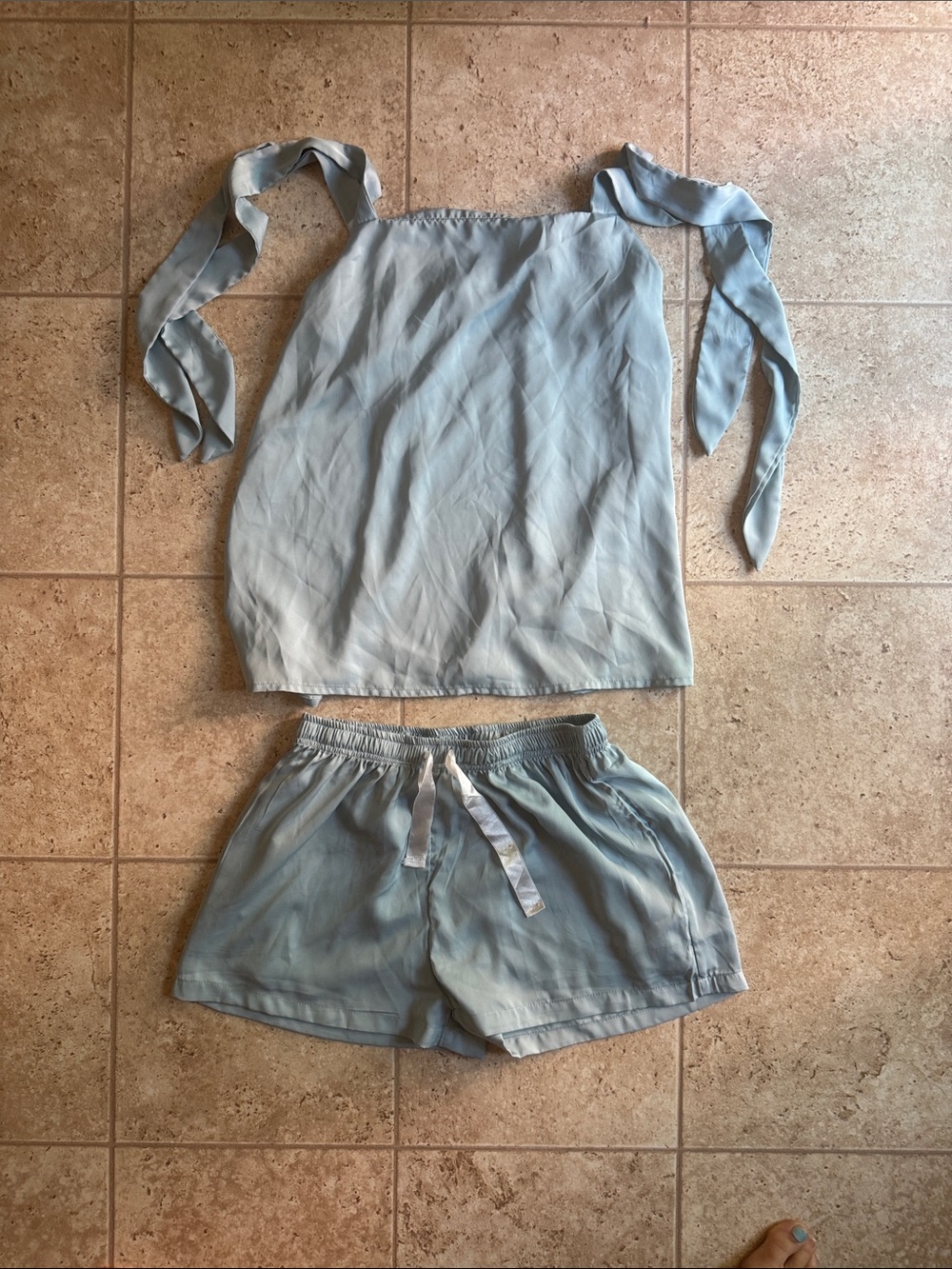 Tie-Strap Cami & Elastic-Waist Shorts Pajama Set - Light Blue